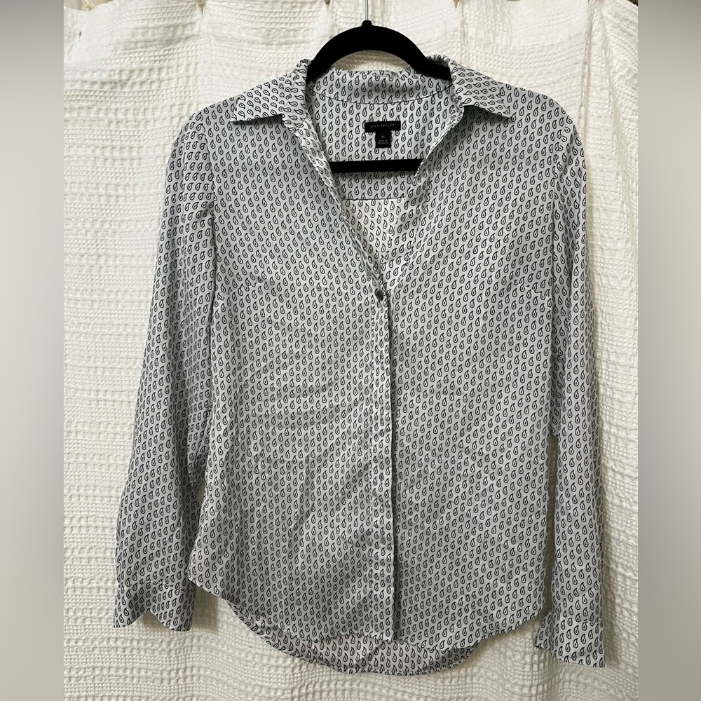 Ann Taylor XS - white button down